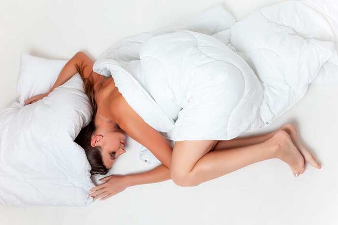 netaisyklinga miego padėtis kaip kaklo skausmo priežastis