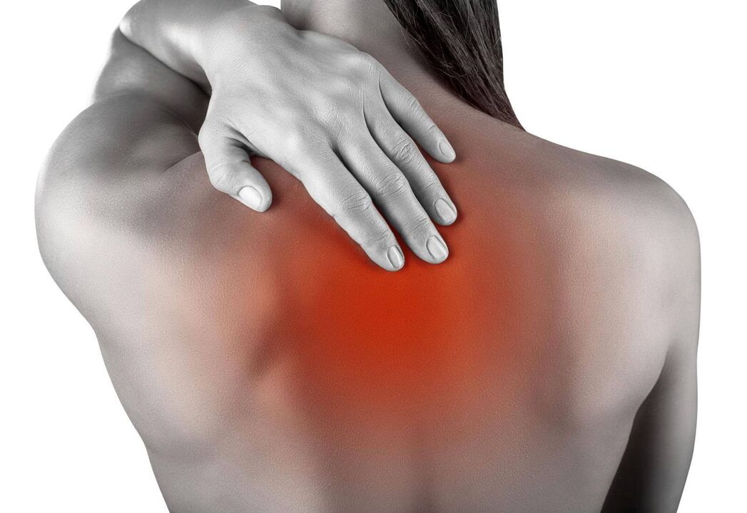 Nugaros skausmas pečių srityje, sukeltas ligos ar traumos